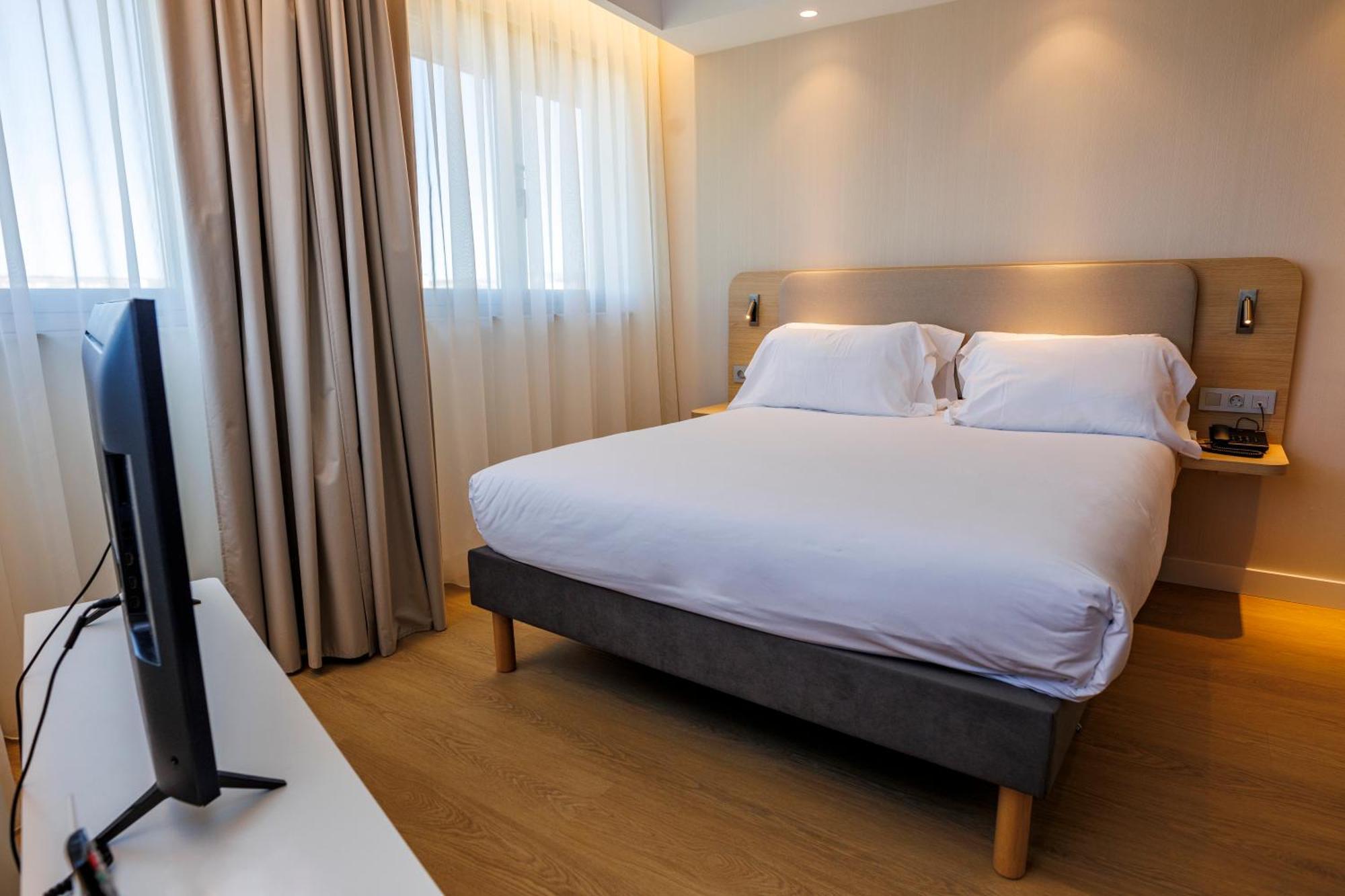 Holiday Inn Express Logrono Rioja By Ihg المظهر الخارجي الصورة
