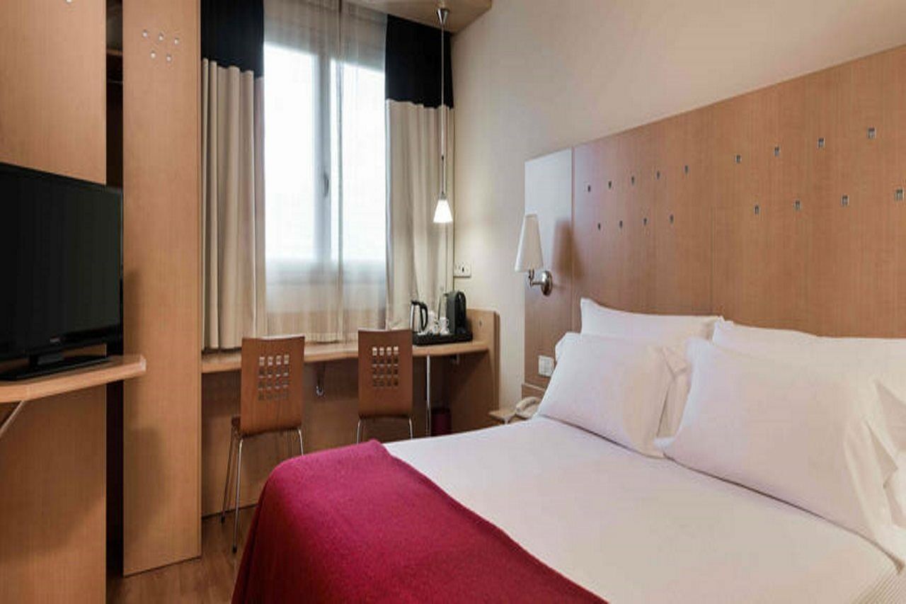 Holiday Inn Express Logrono Rioja By Ihg المظهر الخارجي الصورة